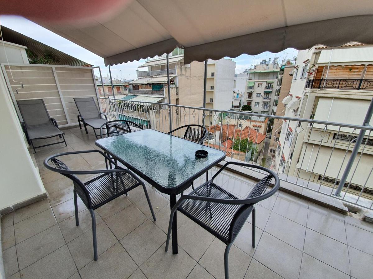 Lukas-2 B/R Luxurious Flat With Veranda Apartman Athén Kültér fotó